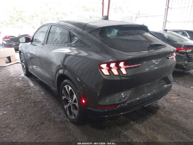 2021 FORD MUSTANG MACH-E 3FMTK3SU7MMA65077 Photo 2