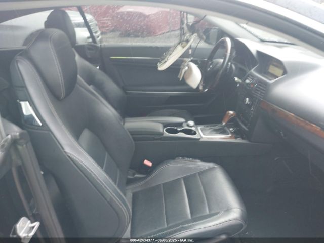2010 MERCEDES-BENZ E 550 WDDKJ7CB3AF029900 Photo 4