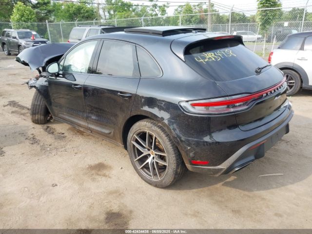2023 PORSCHE MACAN WP1AA2A51PLB17214 Photo 2