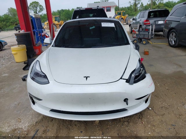 5YJ3E1EC4MF086959 Tesla MODEL 3