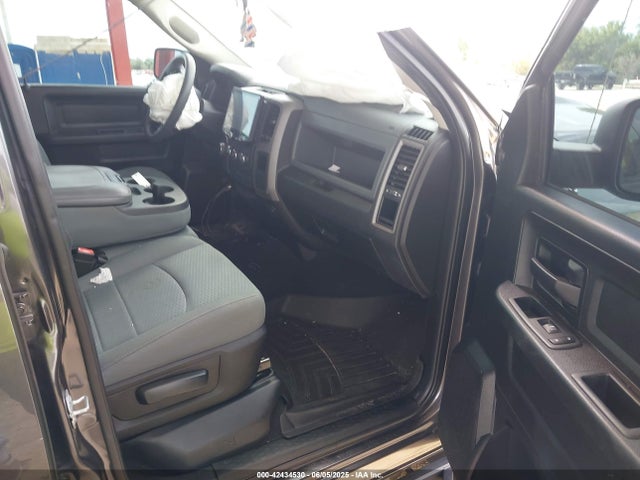 1C6RR7KT6KS599949 RAM 1500 Class