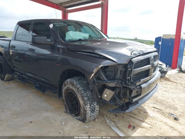 1C6RR7KT6KS599949 RAM 1500 Class