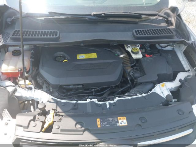 1FMCU0GX7EUB71005 Ford ESCAPE SE