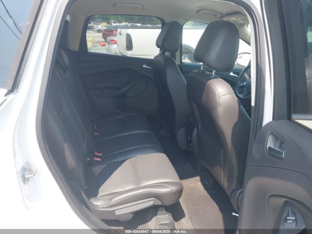 1FMCU0GX7EUB71005 Ford ESCAPE SE