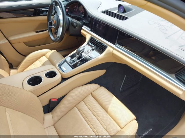 2018 PORSCHE PANAMERA WP0AB2A79JL134740 Photo 4