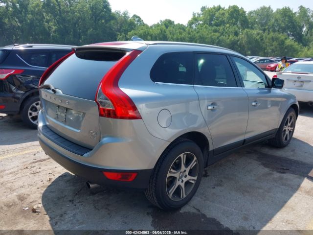 2013 VOLVO XC60 YV4902DZ5D2448575 Photo 3