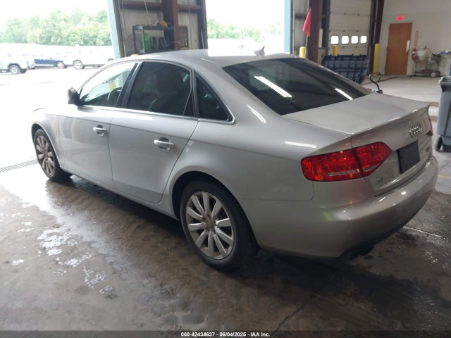 2010 AUDI A4 WAUFFAFL0AN046400 Photo 2