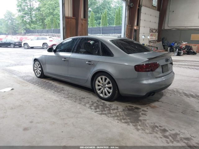 2011 AUDI A4 WAUFFAFLXBA102688 Photo 2