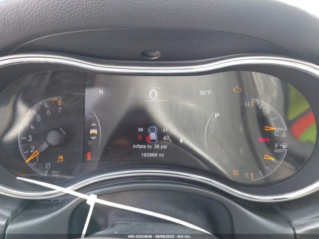 2019 JEEP GRAND CHEROKEE 1C4RJEAG0KC857787 Photo 6