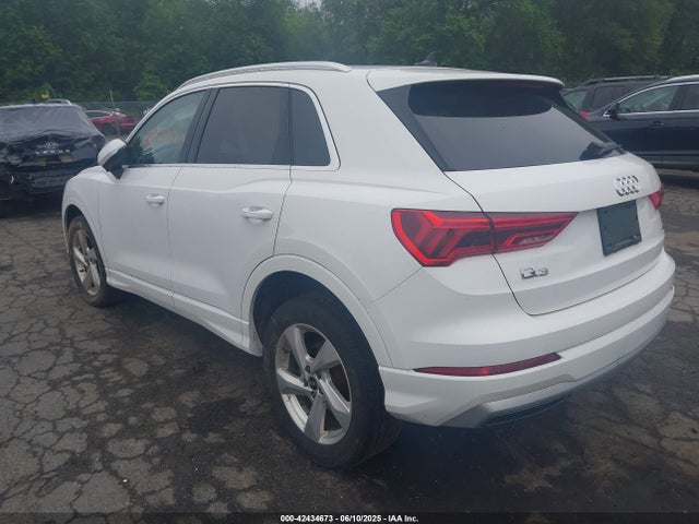 2021 AUDI Q3 WA1AUCF39M1087144 Photo 2
