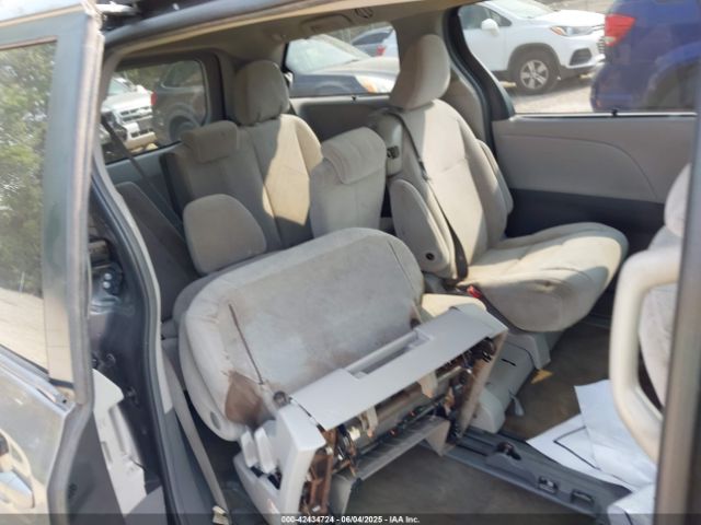 2017 TOYOTA SIENNA 5TDKZ3DC5HS806235 Photo 7
