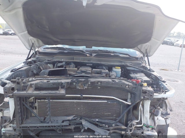 RAM 2021 2021 3C6UR5DL4MG653125 Image 10