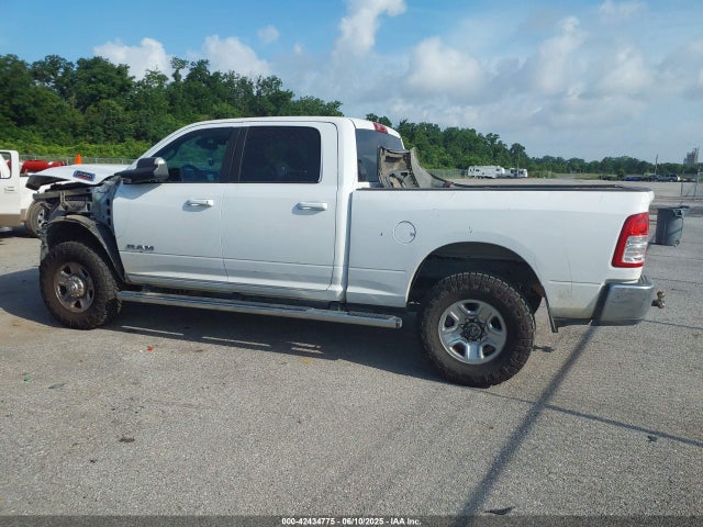 RAM 2021 2021 3C6UR5DL4MG653125 Image 15