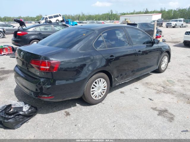 3VW267AJ0GM350627 Volkswagen Jetta 1.4t S