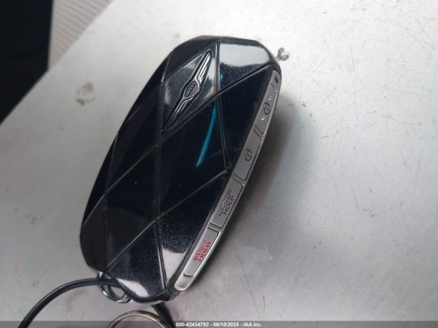 KMTG34SC1SU155772 Genesis G70 2.5t Rwd