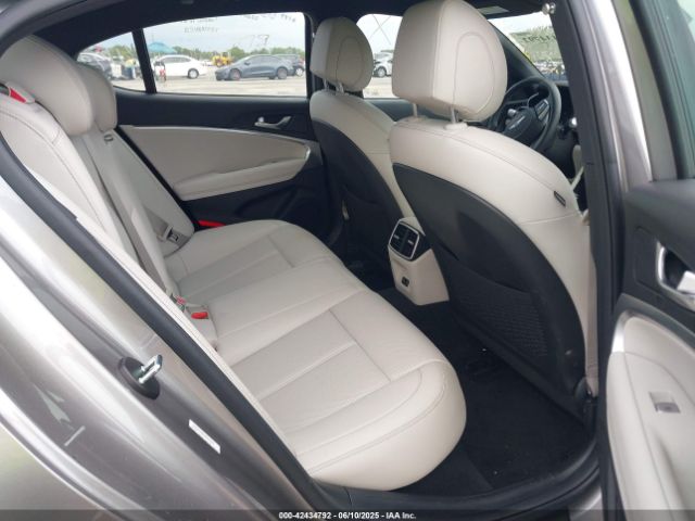 KMTG34SC1SU155772 Genesis G70 2.5t Rwd