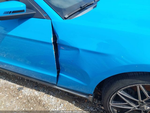 2011 FORD MUSTANG 1ZVBP8CF6B5149812 Photo 5