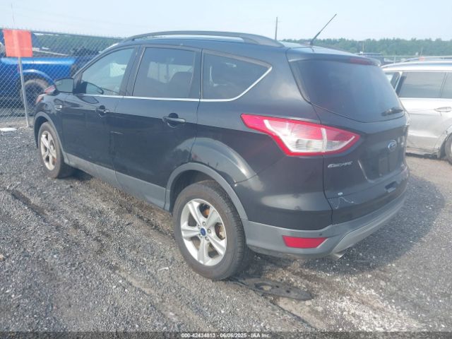 1FMCU9GX9FUA21483 Ford ESCAPE SE