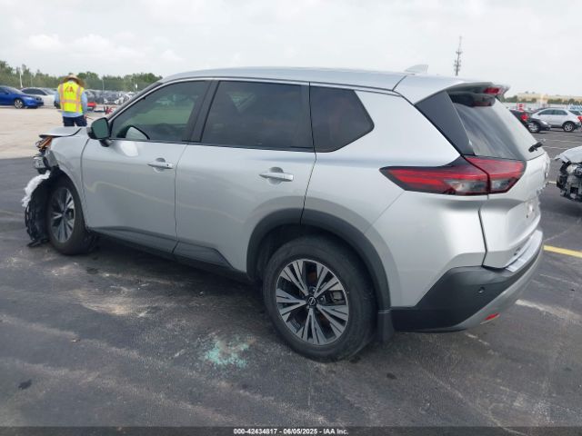 2022 NISSAN ROGUE 5N1BT3BAXNC671023 Photo 2
