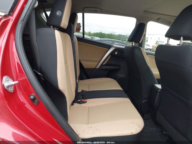 JTMRFREV5GJ078759 Toyota Rav4 Xle