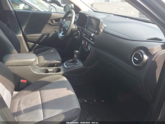 2019 HYUNDAI KONA KM8K12AA4KU340218 Photo 4