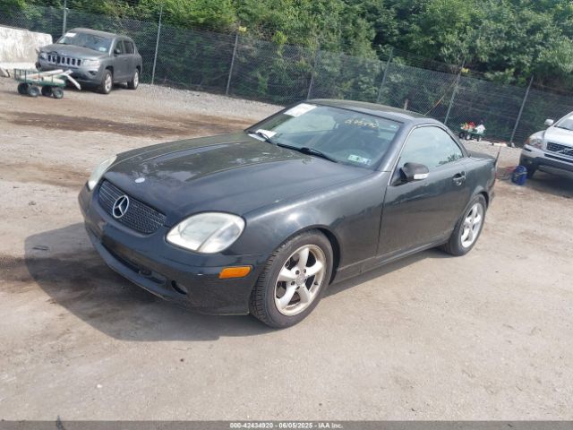 2003 MERCEDES-BENZ SLK 320 WDBKK65F83F275490 Photo 1
