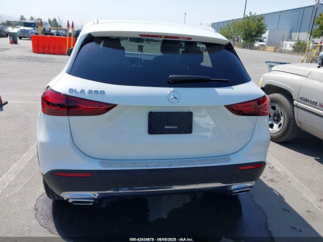 W1N4N4GB5SJ712737 Mercedes-Benz m260
