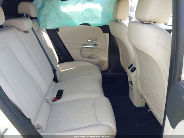 W1N4N4GB5SJ712737 Mercedes-Benz m260