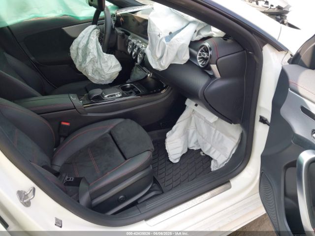 2020 MERCEDES-BENZ CLA 250 W1K5J4HB1LN122685 Photo 4