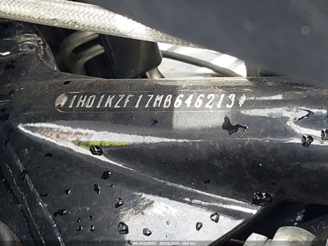 2021 HARLEY-DAVIDSON FLTRK 1HD1KZF17MB646213 Photo 9