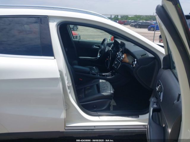 2018 MERCEDES-BENZ GLA 250 WDCTG4EB4JJ432946 Photo 4