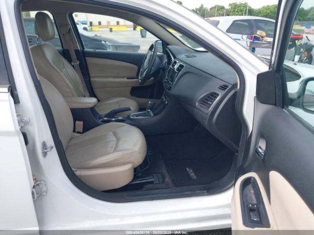 2012 CHRYSLER 200 1C3CCBCB0CN299613 Photo 4