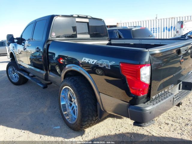 2016 NISSAN TITAN XD 1N6BA1F48GN510807 Photo 2