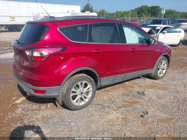1FMCU9G93HUB65695 Ford 2017