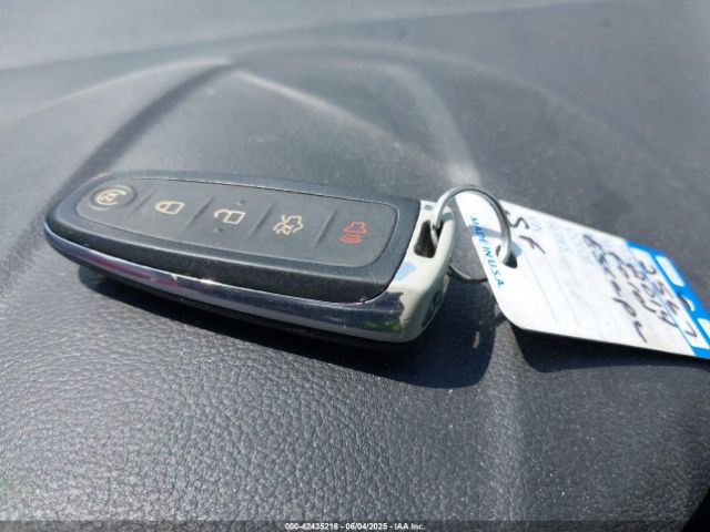 1FMCU0JX0EUC21512 Ford Escape Titanium