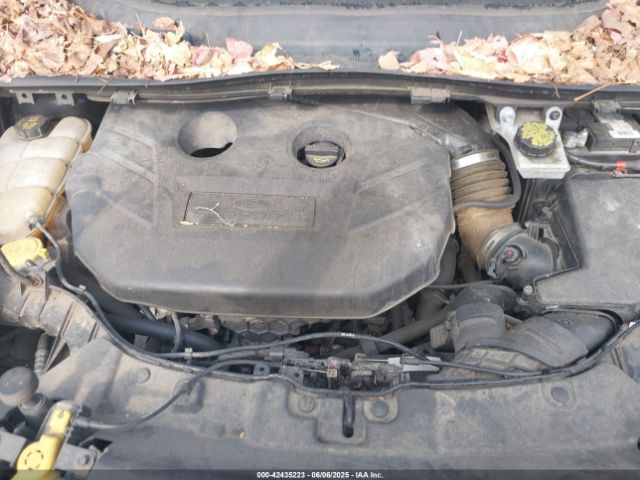 1FMCU9J91GUB28510 Ford Escape Titanium