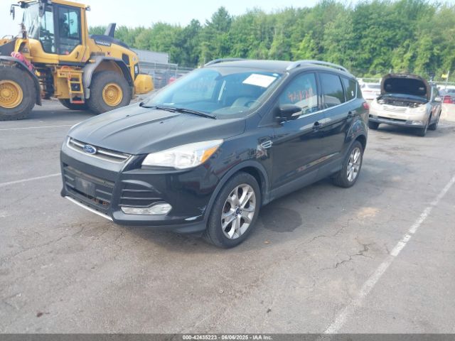 1FMCU9J91GUB28510 Ford Escape Titanium