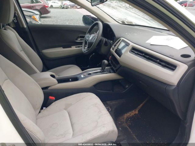 2019 HONDA HR-V 3CZRU6H58KM725144 Photo 4