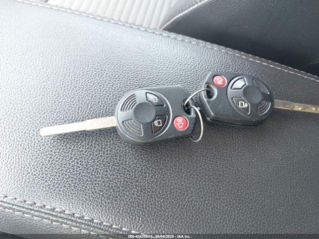 1FMCU9GD0JUB01561 Ford ESCAPE SE
