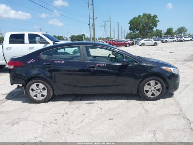 3KPFK4A70JE197056 KIA FORTE LX