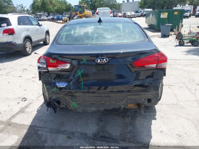 3KPFK4A70JE197056 KIA FORTE LX