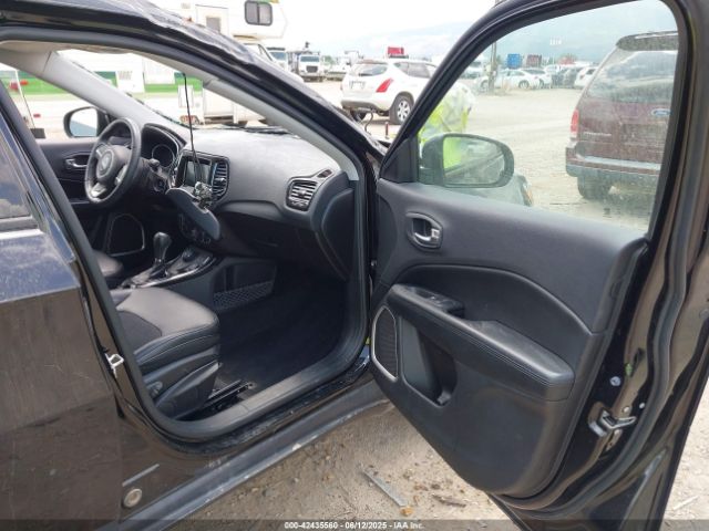 2018 JEEP COMPASS 3C4NJDBB6JT299135 Photo 4