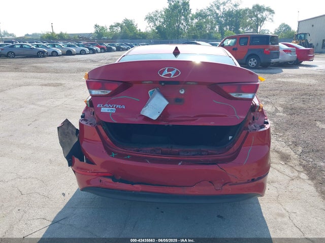 5NPD84LFXHH167823 Hyundai Elantra