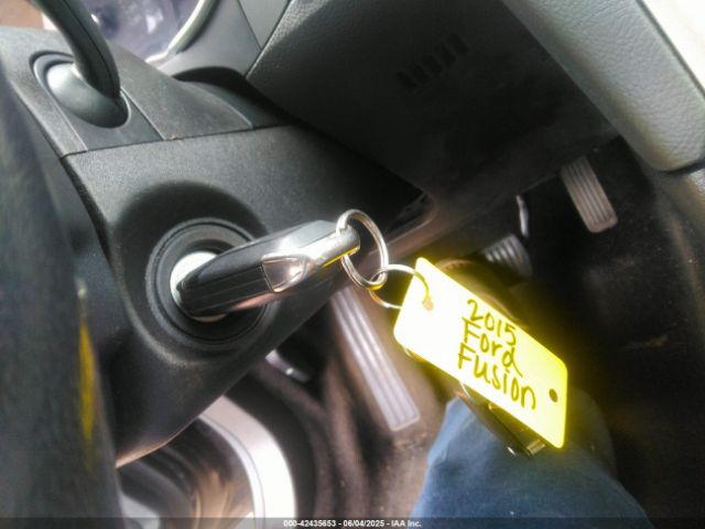 3FA6P0HD3FR163656 Ford FUSION SE
