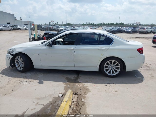 BMW 2014 2014 WBA5B1C51ED475862 Image 14