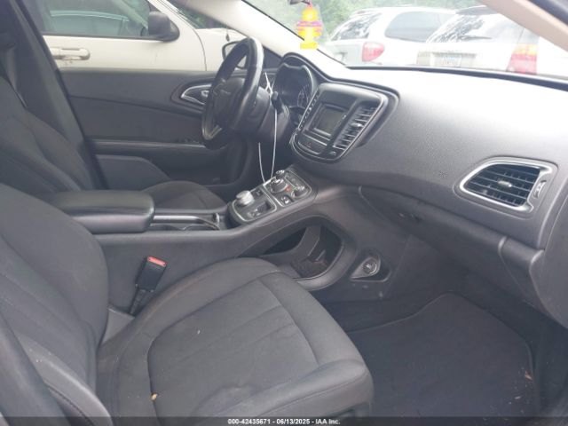 2016 CHRYSLER 200 1C3CCCAB6GN109604 Photo 4