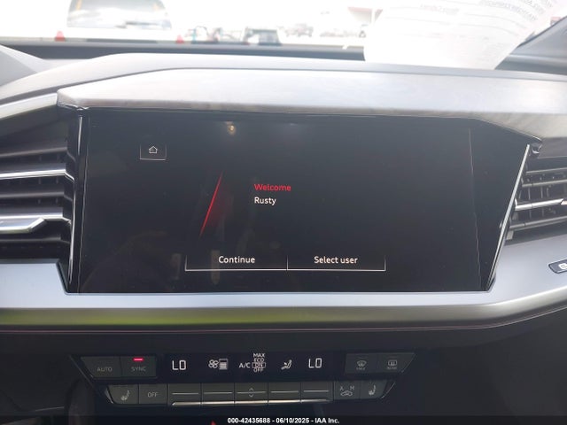 Audi 2022 2022 WA1H2BFZ2NP042855 Image 18