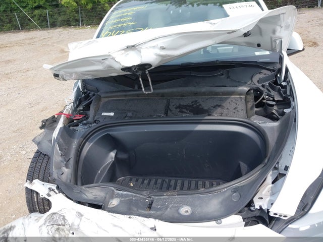 Продажа на аукционе авто 2023 Tesla Model Y Performance Dual Motor All-wheel Drive, vin: 7SAYGDEF6PF712384, номер лота: 42435746