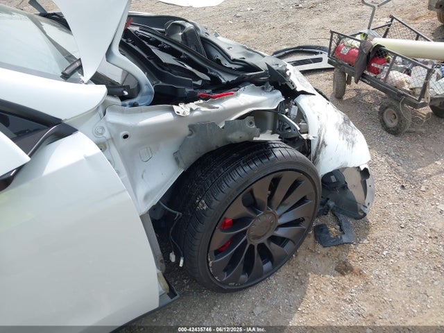 Продажа на аукционе авто 2023 Tesla Model Y Performance Dual Motor All-wheel Drive, vin: 7SAYGDEF6PF712384, номер лота: 42435746