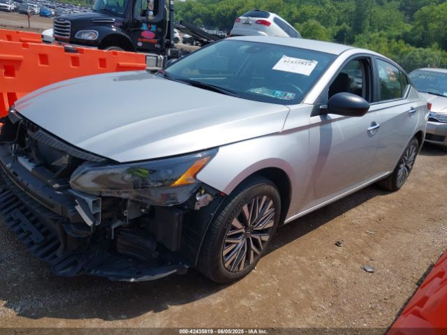 1N4BL4DW8RN423808 Nissan Altima Sv Intelligent Awd